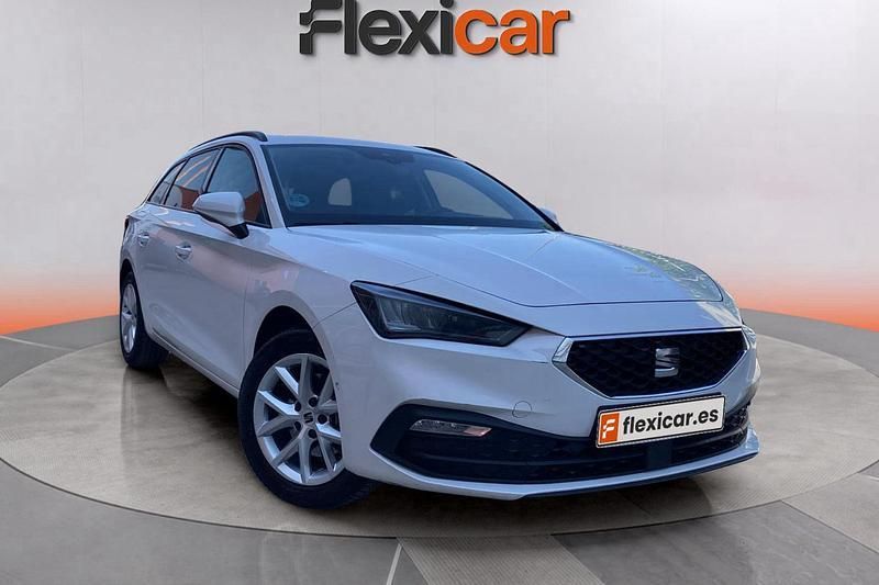 Blanco Usado 2021 Seat Leon Style Familiar | 14.190 € (Precio justo) - Imagen 1/4