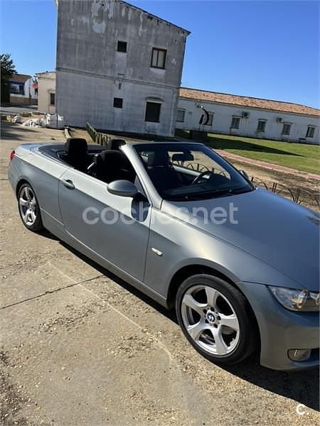 Usado BMW 320 Cabriolet 170 CV (125 kW) 2007 Gris / plata Descapotable