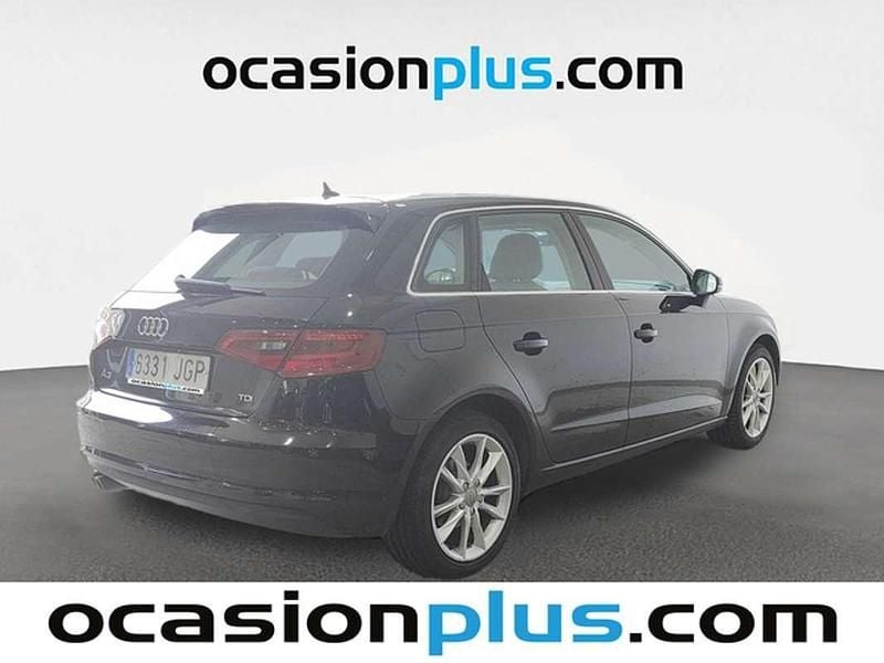 Usado Audi A3 Sportback Advanced 150 CV (110 kW) 2015 Negro Utilitario