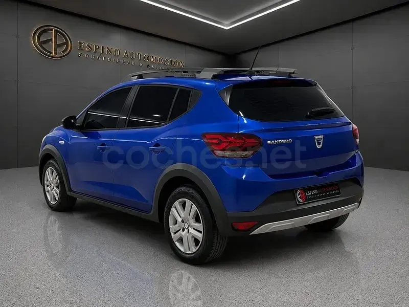 Usado Dacia Sandero Expression 91 CV (66 kW) 2024 Azul Berlina