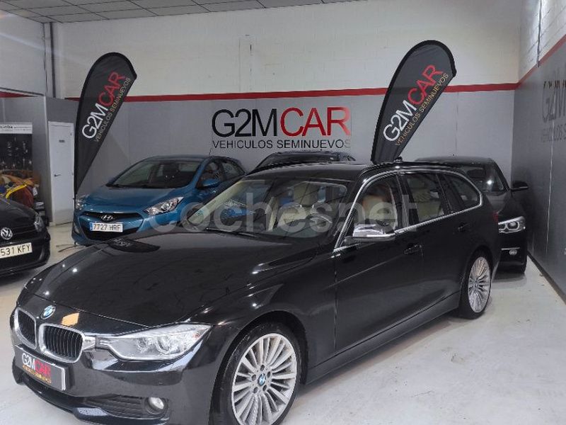 Usado BMW 318 Comfort Edition 150 CV (110 kW) 2015 Negro Familiar