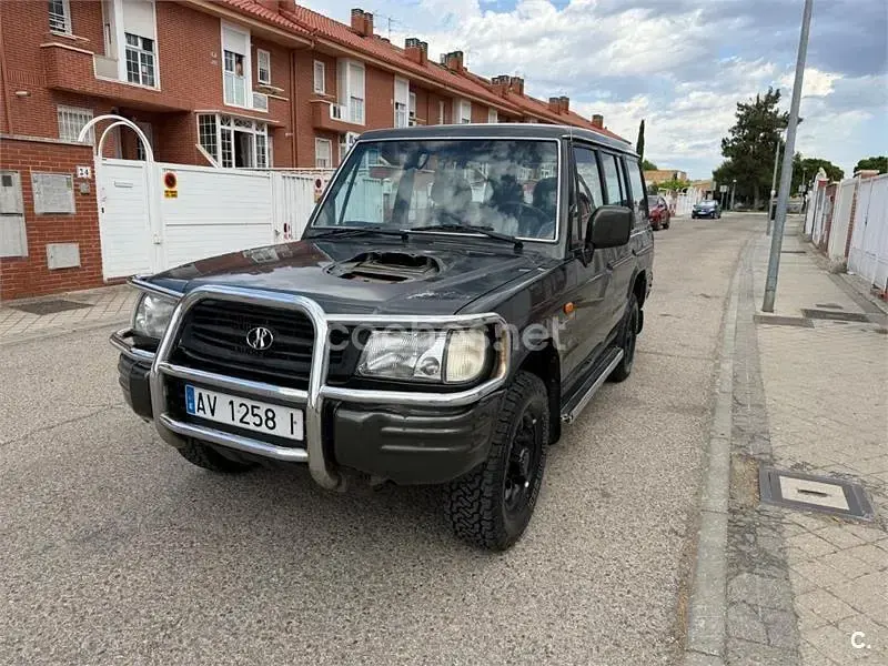 Usado Galloper Exceed 105 CV (77 kW) 1999 Negro SUV