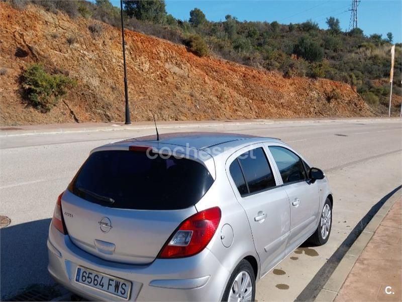 Gris / plata Usado 2007 Opel Corsa Enjoy Berlina | 3200 € (Caro) - Imagen 1/4