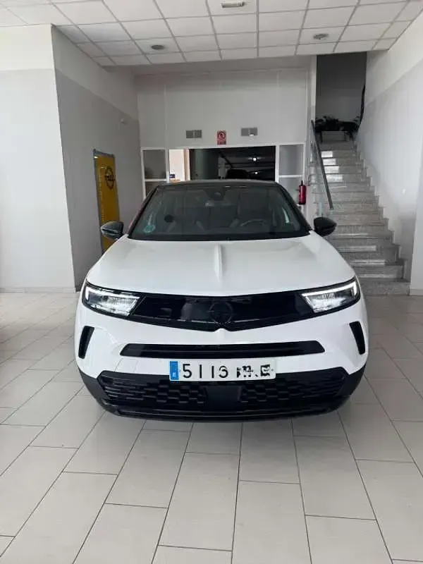 Usado Opel Mokka S 136 CV (100 kW) 2023 Blanco SUV