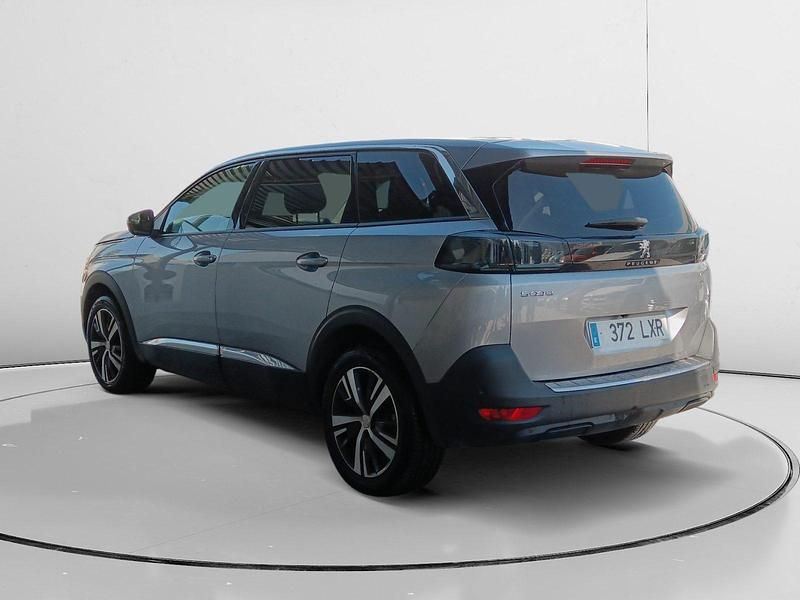 Usado Peugeot 5008 131 CV (96 kW) 2022 SUV