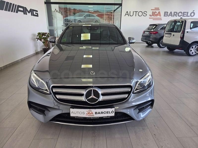 Usado Mercedes E400 340 CV (250 kW) 2021 Gris / plata Berlina