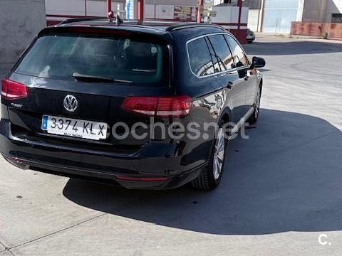 Usado VW Passat Advance 150 CV (110 kW) 2018 Negro Familiar