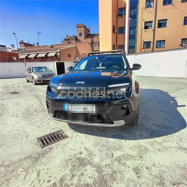 Usado Jeep Avenger Summit 100 HP (73 kW) 2024 Preto SUV