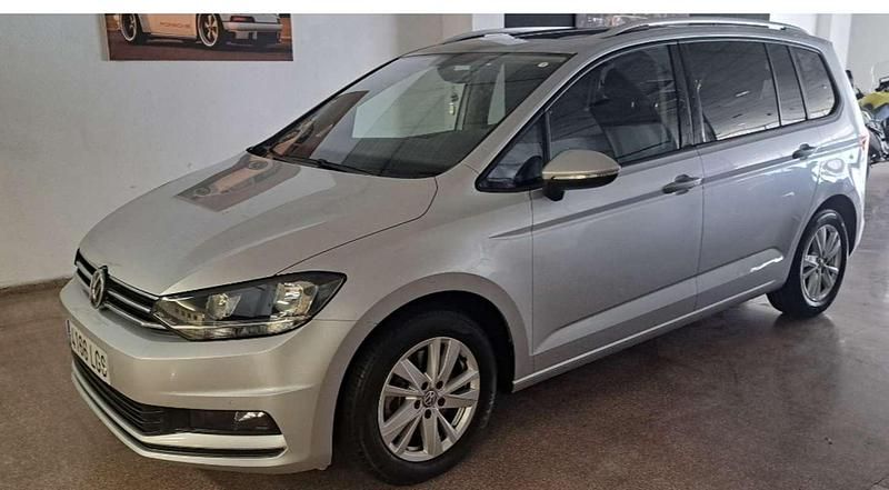 Gris Usado 2020 VW Touran Advance Monovolumen | 15.000 € (Buen precio) - Imagen 1/4
