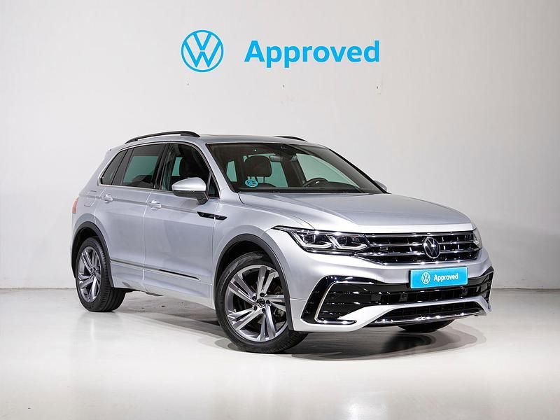 Gris Usado 2021 VW Tiguan R-line SUV | 33.950 € - Imagen 1/4