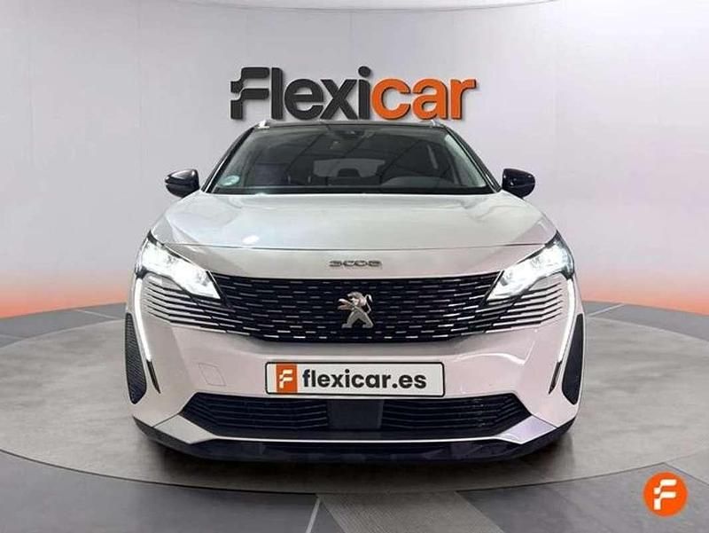 Usado Peugeot 3008 Allure 131 CV (96 kW) 2021 Blanco SUV