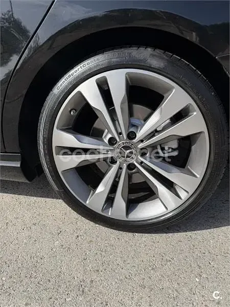Usado Mercedes CLA200 Shooting Brake 136 CV (100 kW) 2018 Negro Familiar