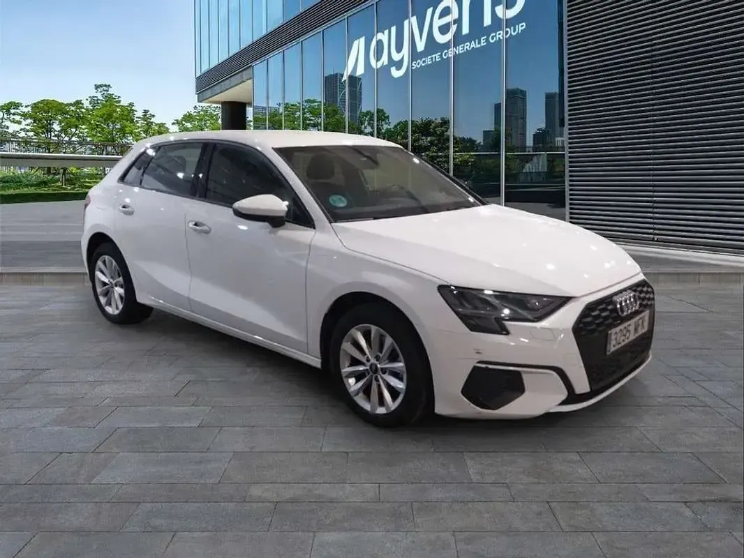 Usado Audi A3 Sportback 116 CV (85 kW) 2023 Blanco Utilitario