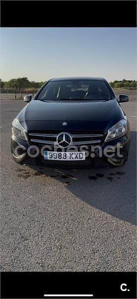 Negro Usado 1993 Mercedes 200 Familiar | 20.000 € - Imagen 1/1