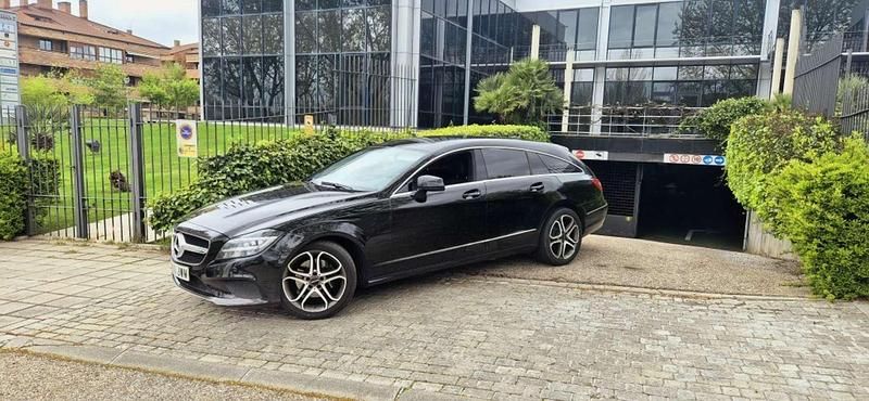 Usado Mercedes CLS250 Shooting Brake 204 CV (150 kW) 2017 Negro Familiar