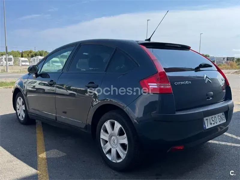 Usado Citroën C4 92 CV (67 kW) 2009 Negro Berlina