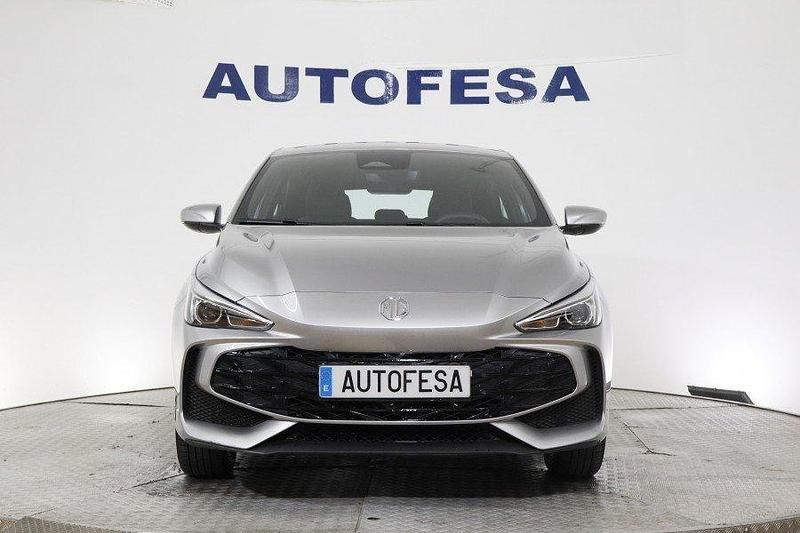 Usado MG MG3 Comfort 194 CV (142 kW) 2024 Plateado Utilitario