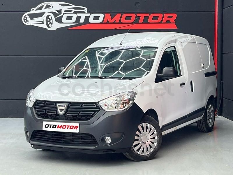 Usado Dacia Dokker Essentiel 95 CV (69 kW) 2019 Blanco Monovolumen