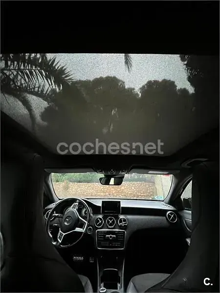 Usado Mercedes A200 AMG line 136 CV (100 kW) 2014 Negro Utilitario