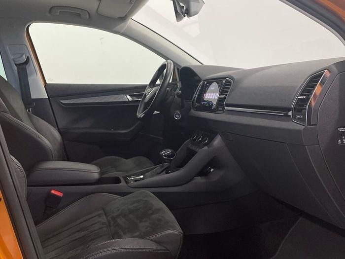 Usado Skoda Karoq Selection 150 CV (110 kW) 2024 Naranja SUV