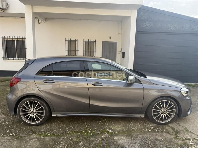 Usado Mercedes A200 136 CV (100 kW) 2018 Gris / plata Berlina