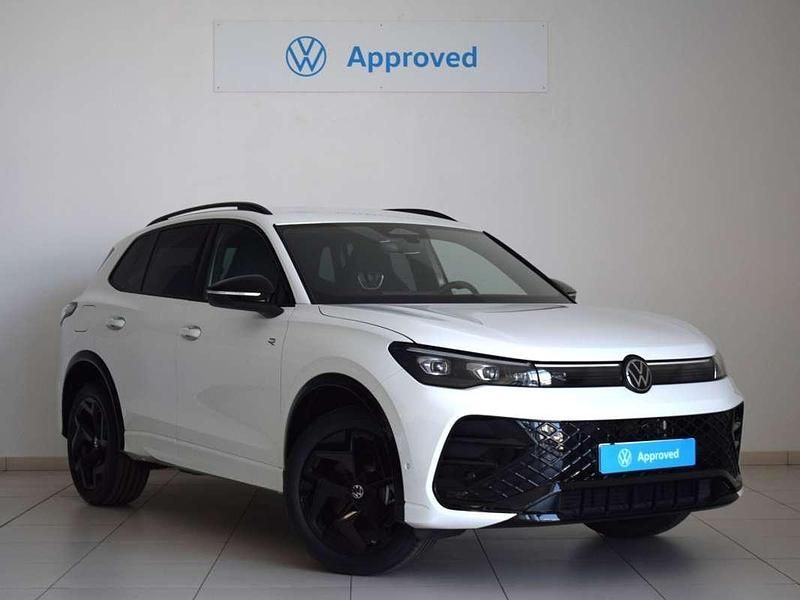 Blanco Nuevo 2025 VW Tiguan R-line SUV | 52.990 € - Imagen 1/4