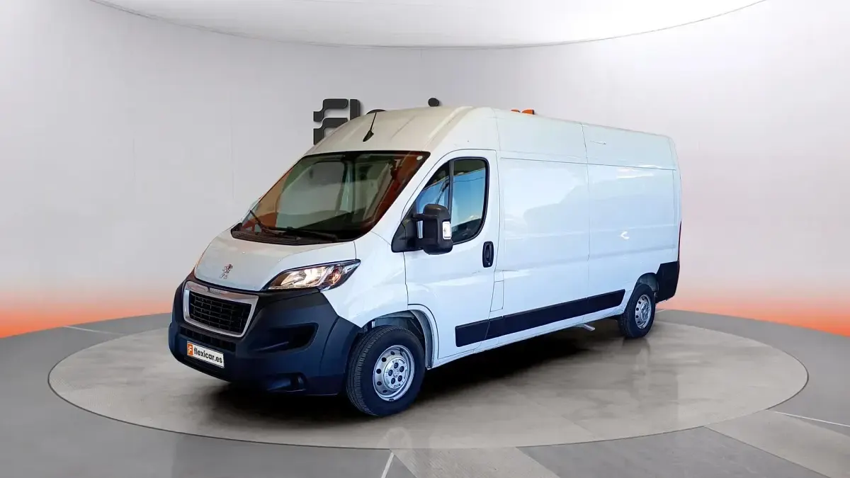 Usado Peugeot Boxer 140 CV (102 kW) 2024 Blanco Van