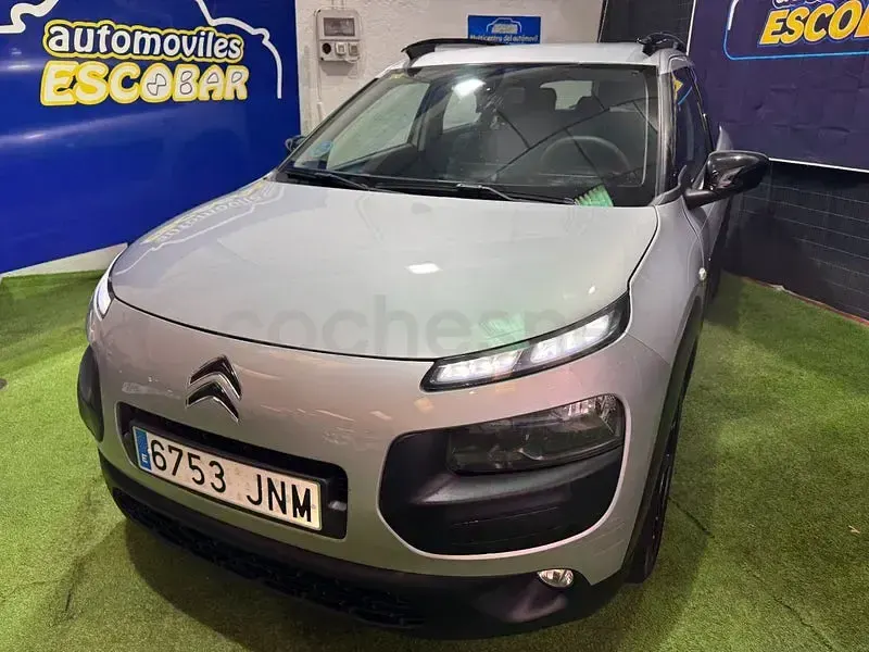 Usado Citroën C4 Feel 82 CV (60 kW) 2016 Gris / plata Berlina