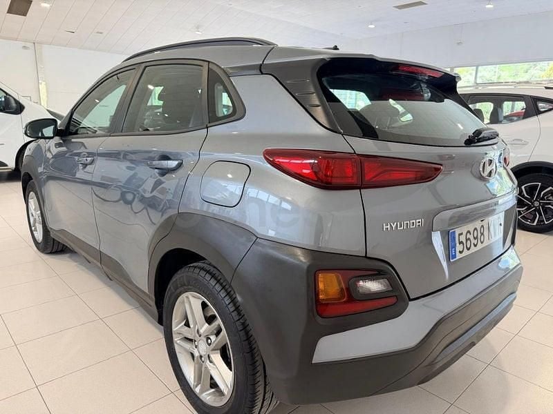 Usado Hyundai Kona 115 CV (84 kW) 2019 Gris / plata SUV