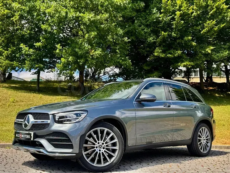Usado Mercedes GLC200 163 CV (119 kW) 2022 Gris / plata SUV