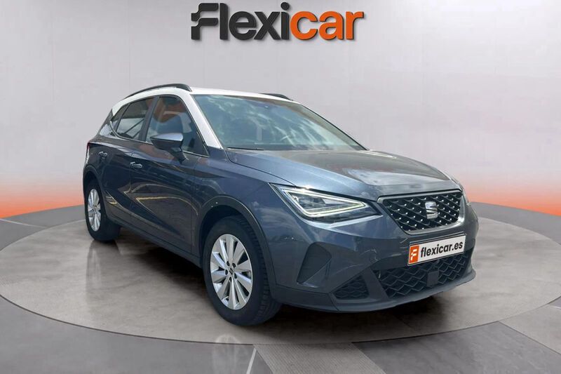 Gris Usado 2023 Seat Arona Style SUV | 13.490 € (Super precio) - Imagen 1/4