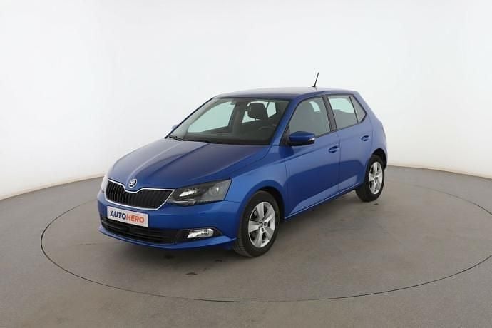 Azul Usado 2018 Skoda Fabia Ambition Berlina | 11.199 € (Precio justo) - Imagen 1/3
