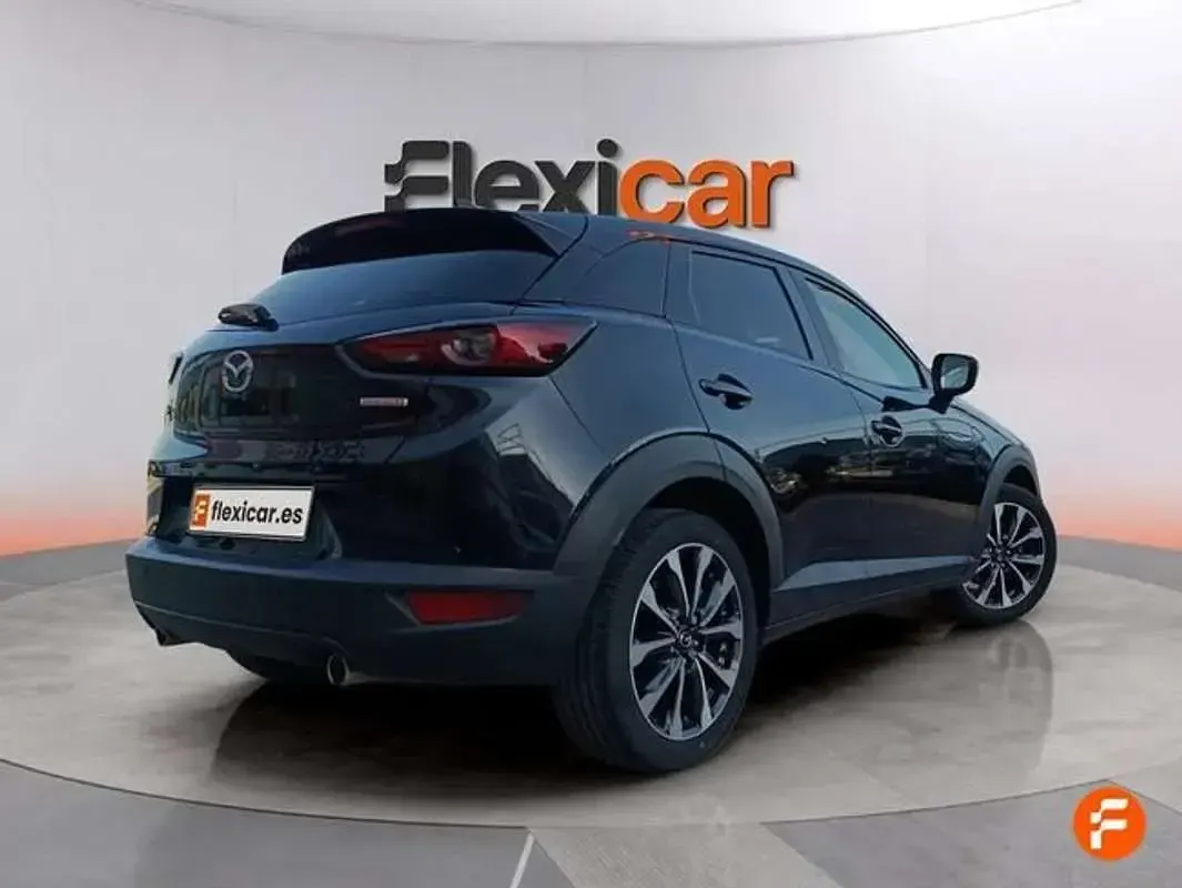 Usado Mazda CX-3 121 CV (88 kW) 2021 Negro SUV