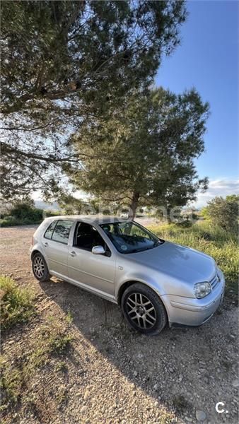 Gris / plata Usado 2002 VW Golf IV Conceptline Berlina | 3200 € (Precio justo) - Imagen 1/1