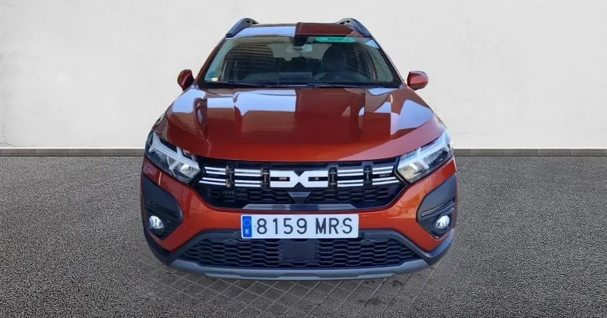 Usado Dacia Jogger Expression 110 CV (80 kW) 2024 Monovolumen