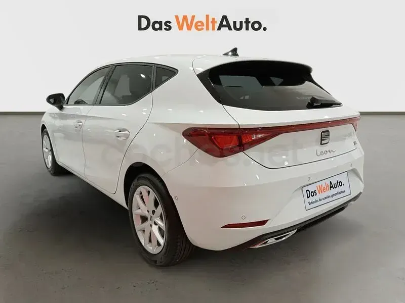 Nuevo Seat Leon FR 150 CV (110 kW) 2026 Blanco Berlina