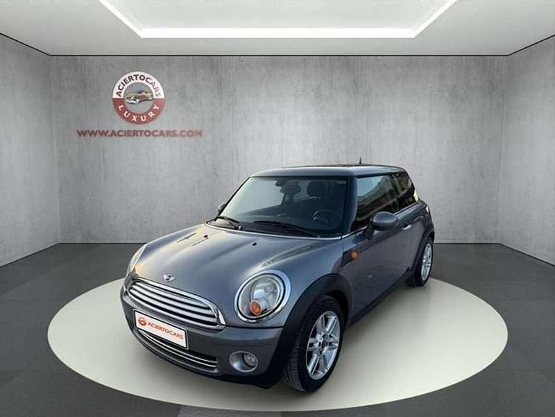 Usado Mini Cooper Brick Lane 122 CV (89 kW) 2010 Gris Utilitario
