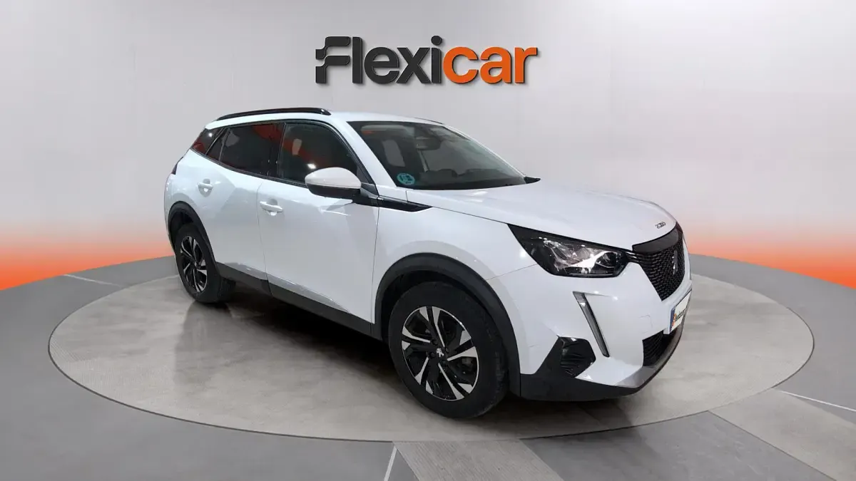 Usado Peugeot 2008 Allure 131 CV (96 kW) 2021 SUV