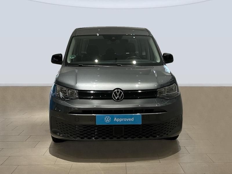 Usado VW Caddy Maxi 122 CV (89 kW) 2025 Gris Monovolumen