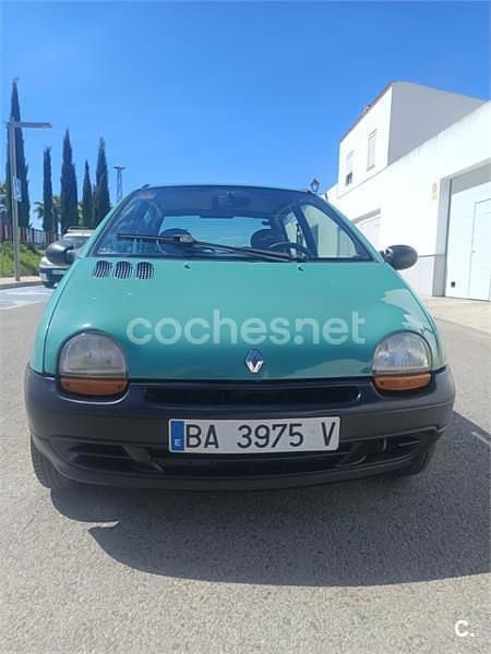 Usado Renault Twingo 54 CV (39 kW) 1995 Verde Utilitario