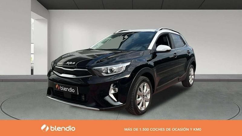 Negro Usado 2022 Kia Stonic SUV | 15.752 € (Precio justo) - Imagen 1/4