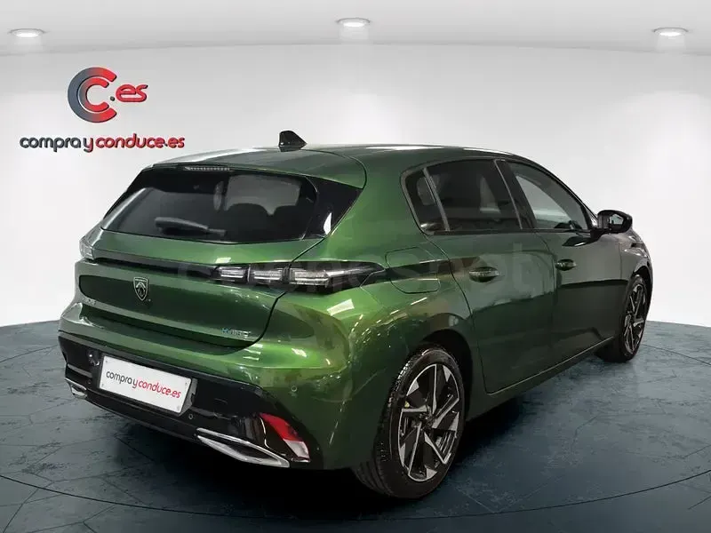 Nuevo Peugeot 308 Allure 195 CV (143 kW) 2026 Verde Berlina