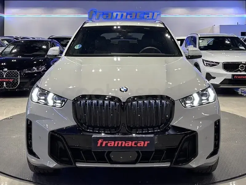 Usado BMW X5 xLine 298 CV (219 kW) 2025 Gris / plata SUV