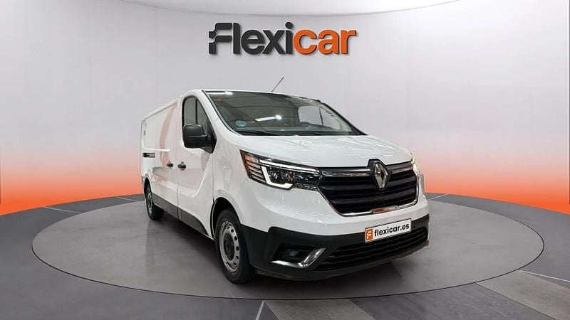 Begagnad Renault Trafic 131 HK (96 kW) 2023 Minibuss