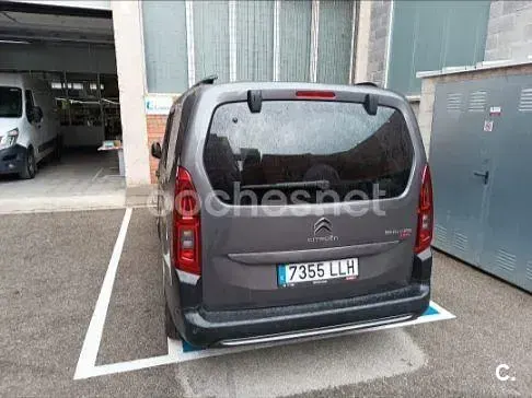 Usado Citroën Berlingo 130 CV (95 kW) 2020 Gris / plata Monovolumen