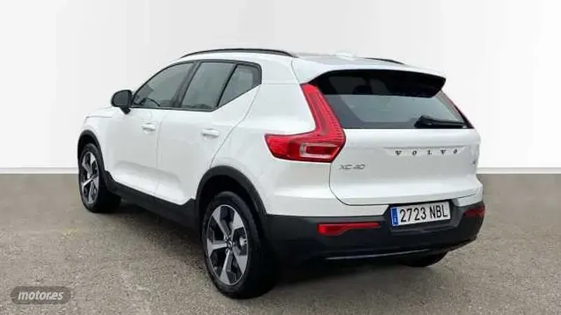 Nuevo Volvo XC40 Plus 2025 Blanco SUV