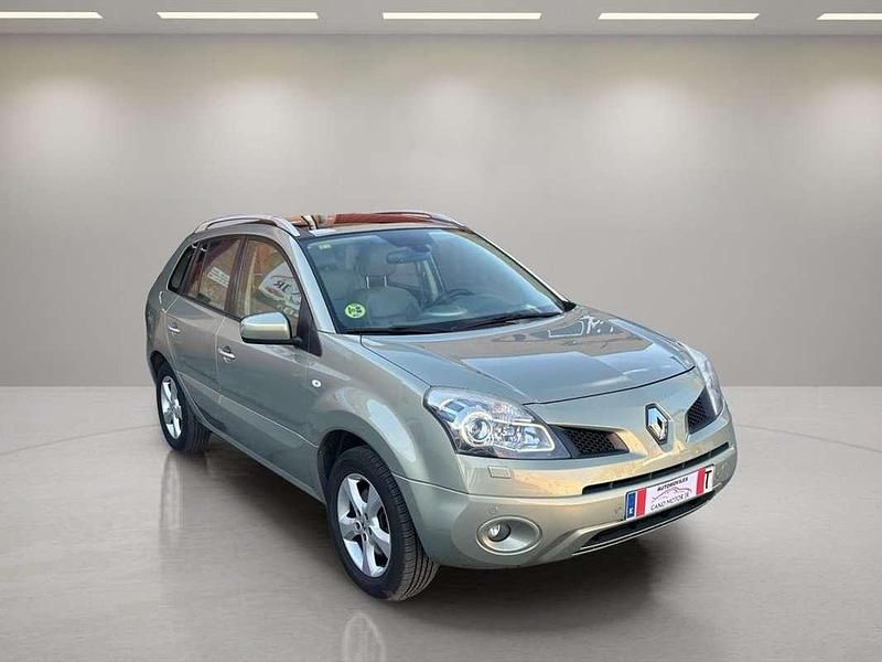 Usado Renault Koleos Privilege 173 CV (127 kW) 2008 Beige SUV
