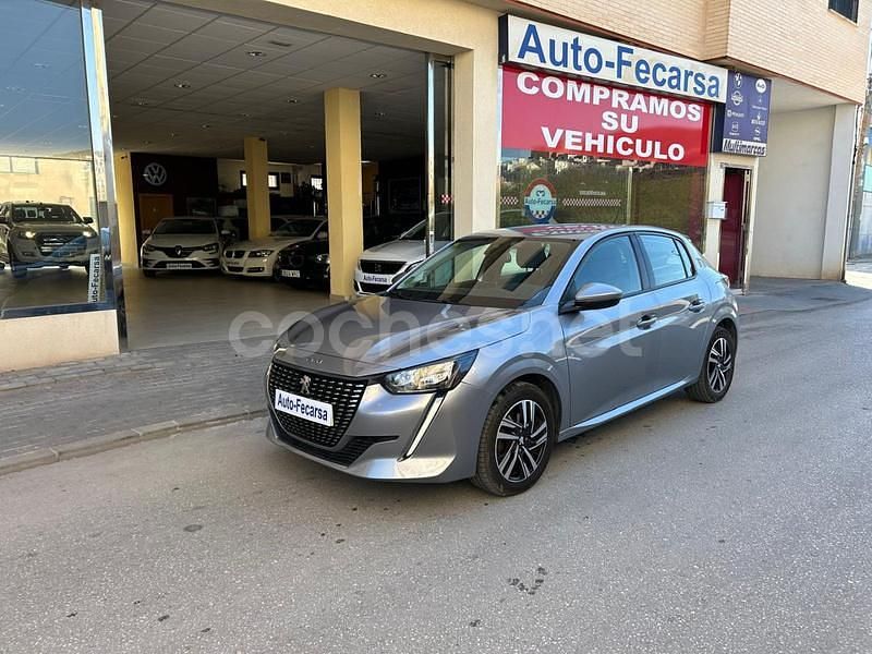 Gris / plata Usado 2021 Peugeot 208 Allure Utilitario | 12.990 € (Precio justo) - Imagen 1/4