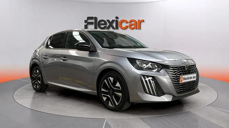 Usado Peugeot 208 Allure 101 CV (74 kW) 2025 Gris Utilitario