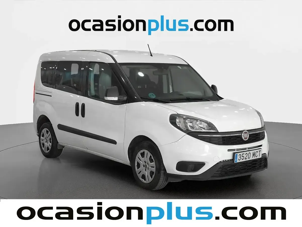 Usado Fiat Doblò 90 CV (66 kW) 2022 Blanco Monovolumen